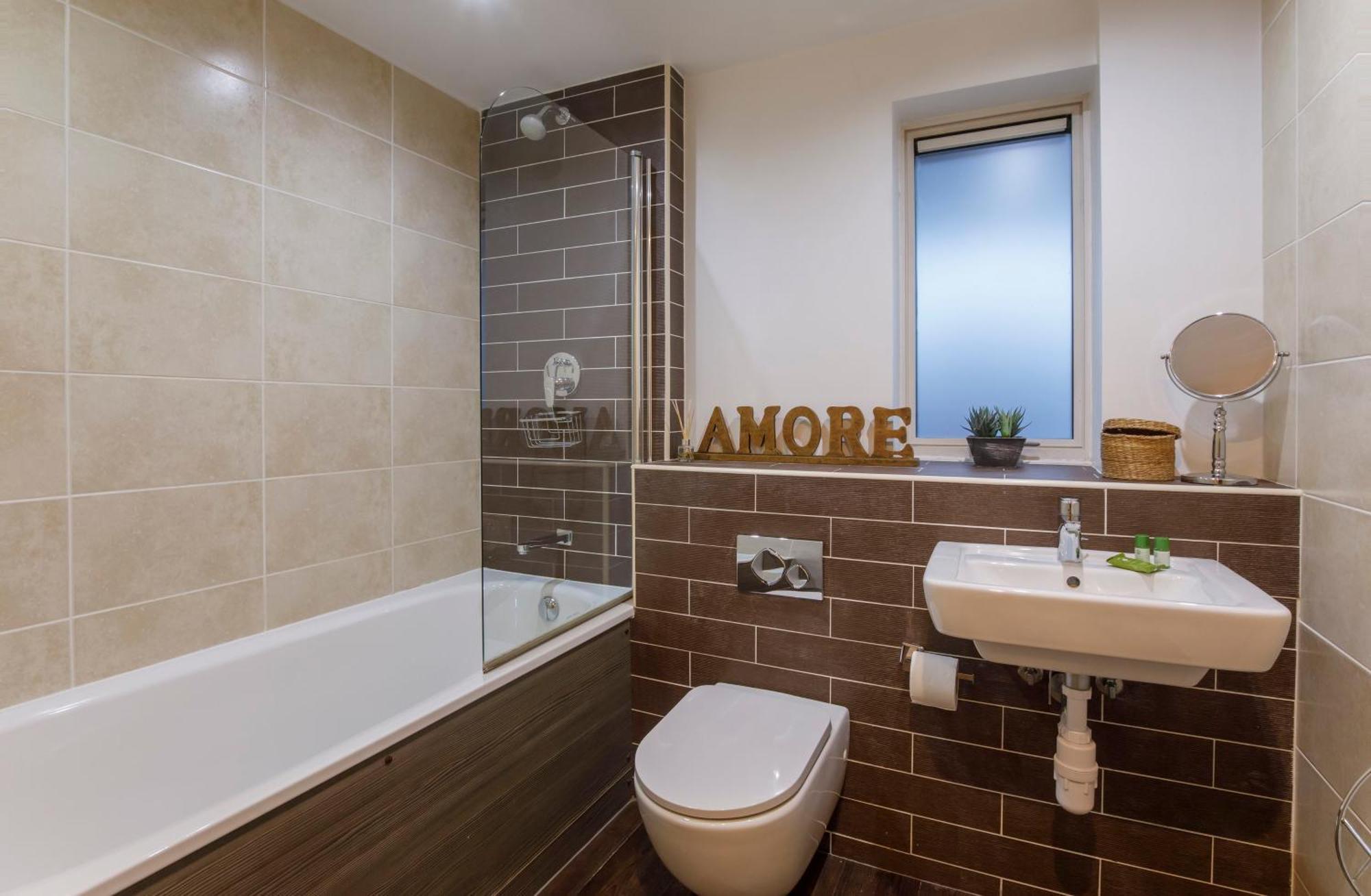Aspire Apartments Йорк Экстерьер фото