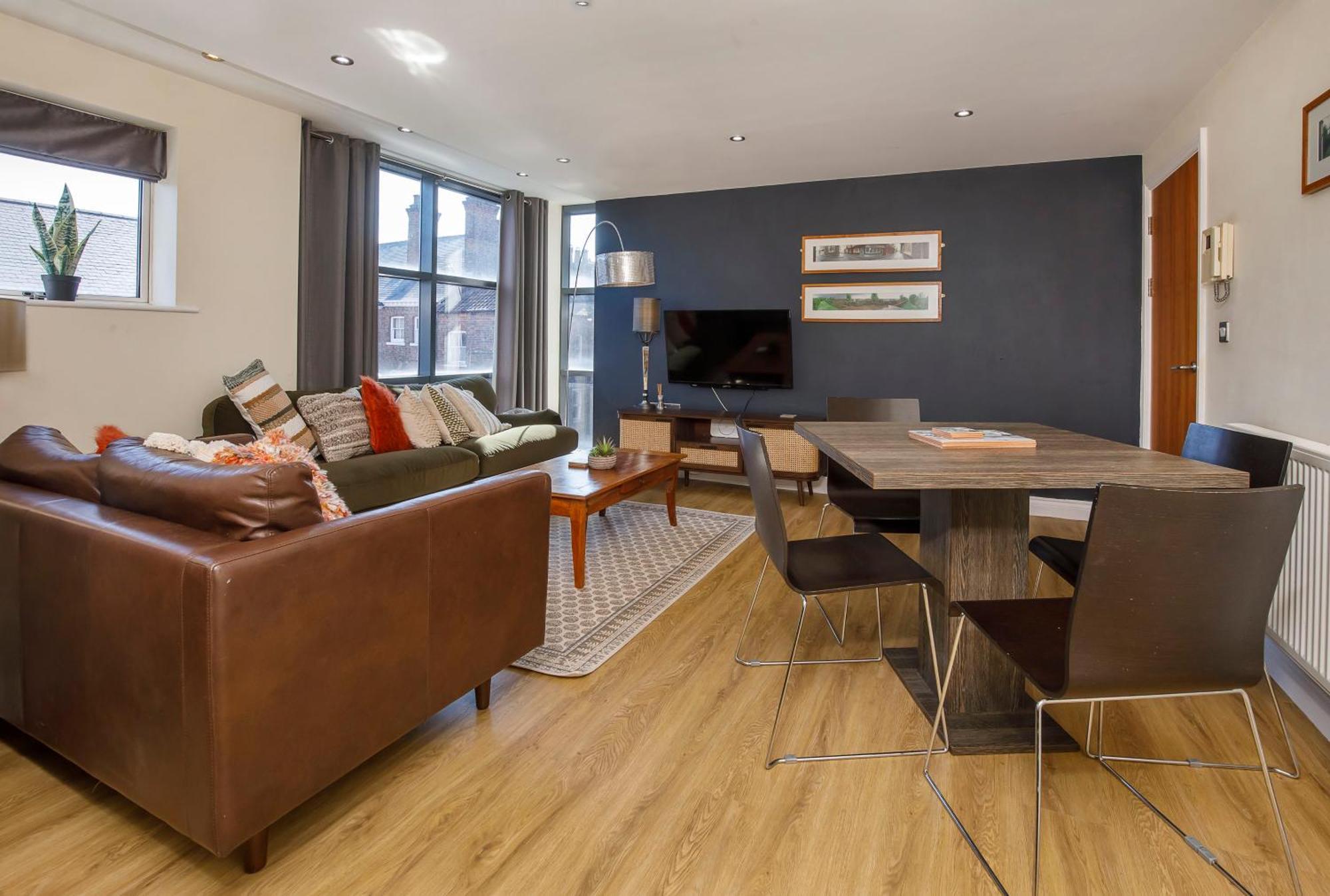 Aspire Apartments Йорк Экстерьер фото